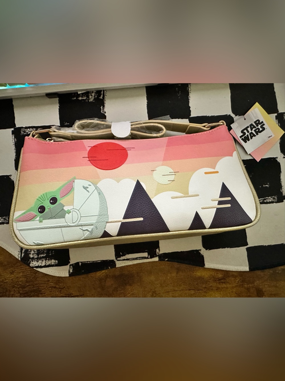 NWT Danielle Nicole Star Wars The Mandalorian Shoulder Bag